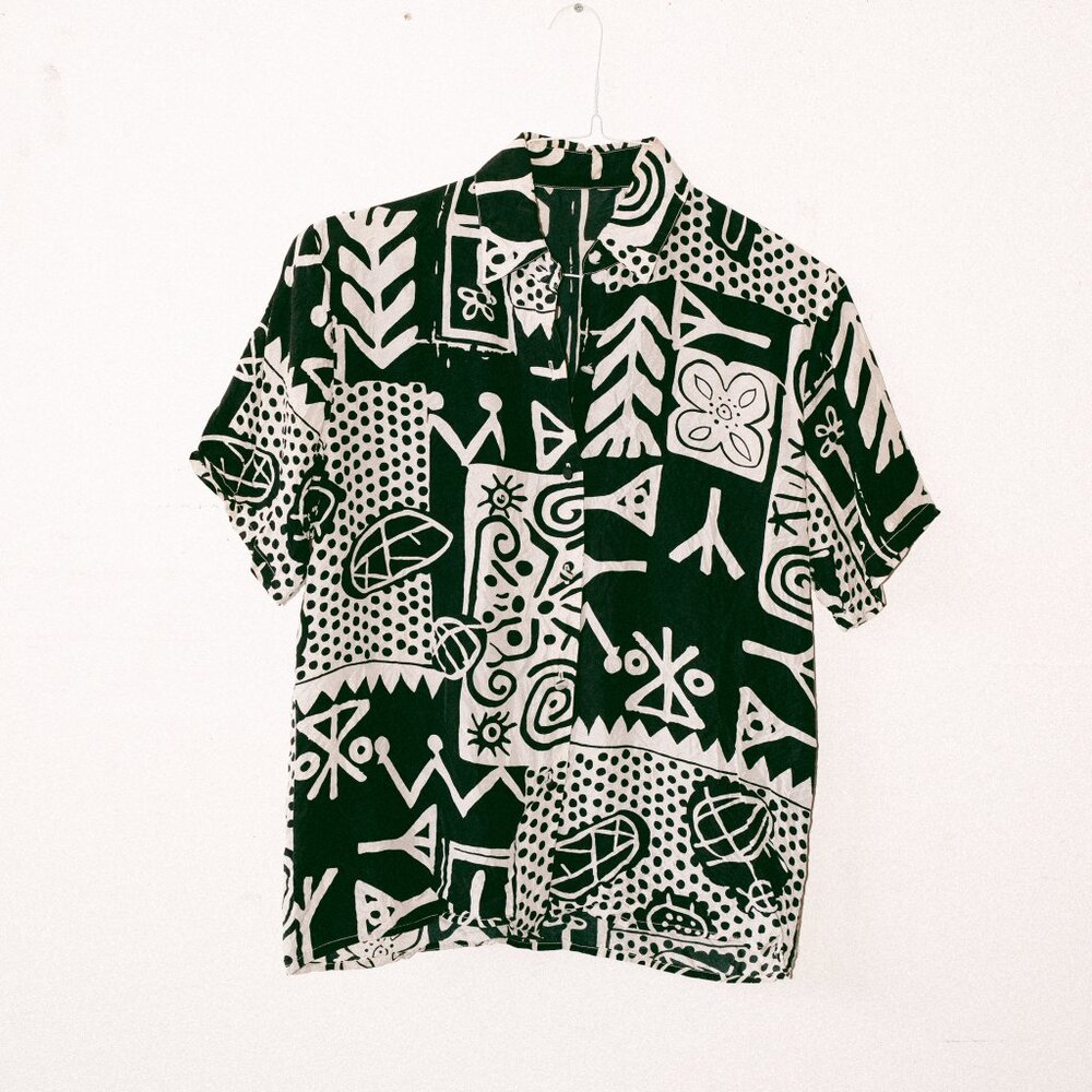 Vintage Patterned Button-Down Short-Sleeve Shirt